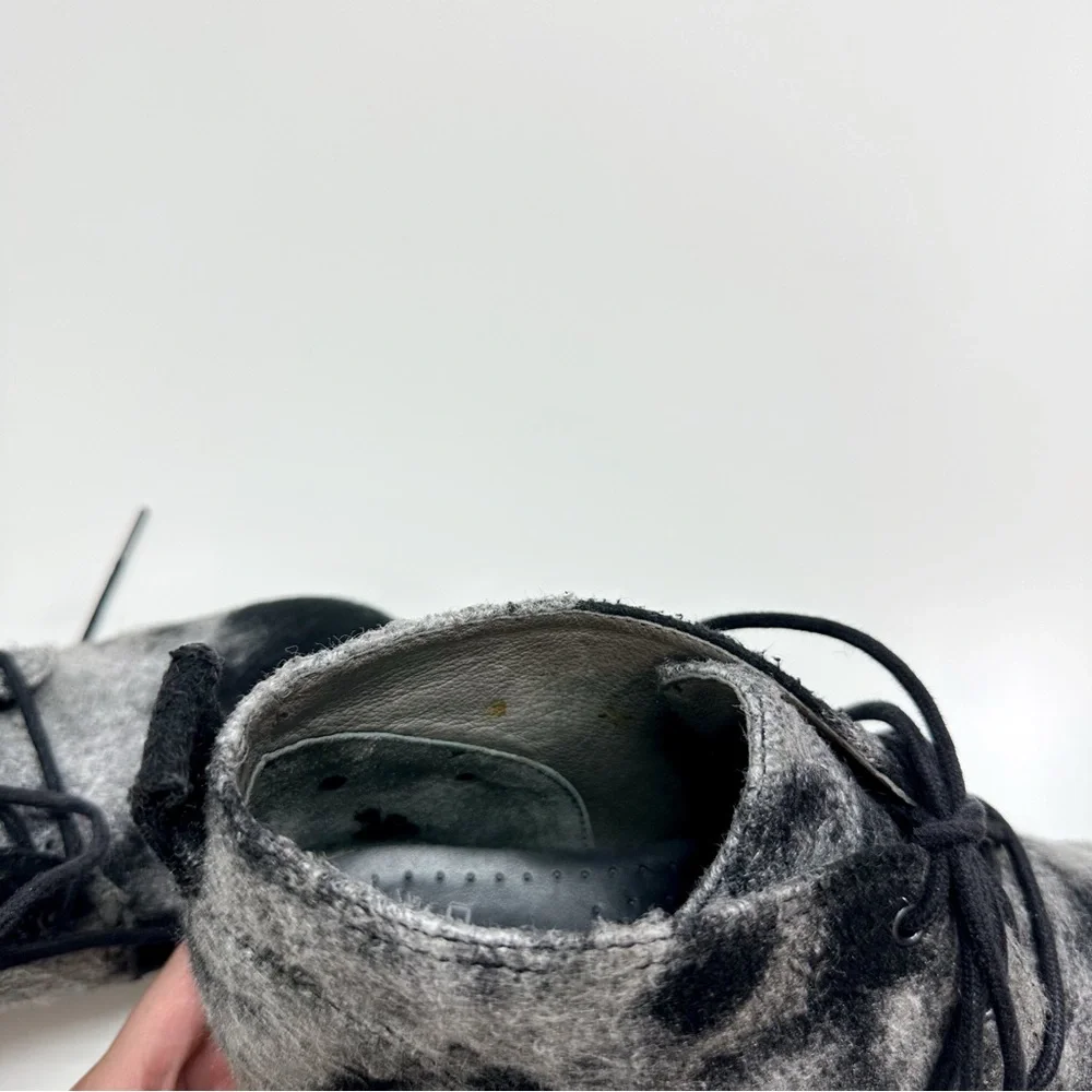 Dansko Lucille Wool Lace Up Chukka Ankle Boots in Grey and Black - Picture 9 of 10